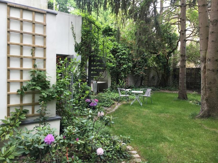 Ground Floor In Villa In Charlottenburg Garden View Berlim Exterior foto