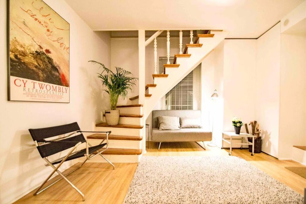 Ground Floor In Villa In Charlottenburg Garden View Berlim Exterior foto